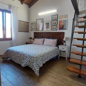 https://casa-di-chicca.it-lombardy.com